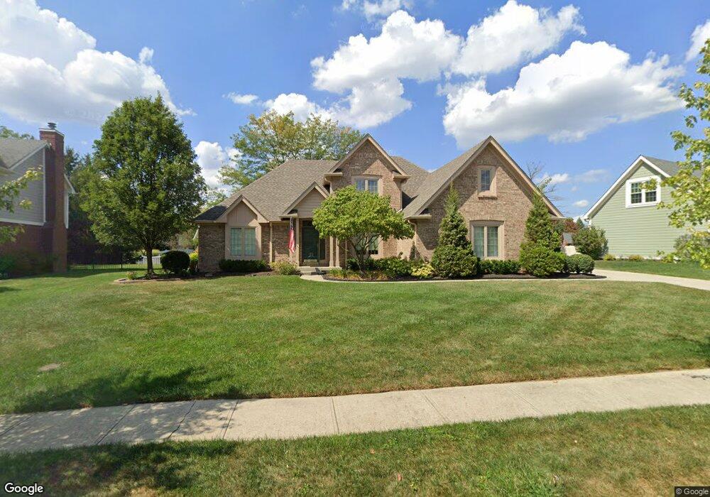 10415 Woods Edge Dr, Fishers, IN 46037 - photo 1