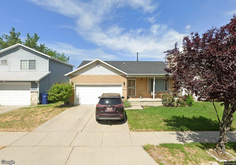 8262 S 535 E, Sandy, UT 84070 - photo 1