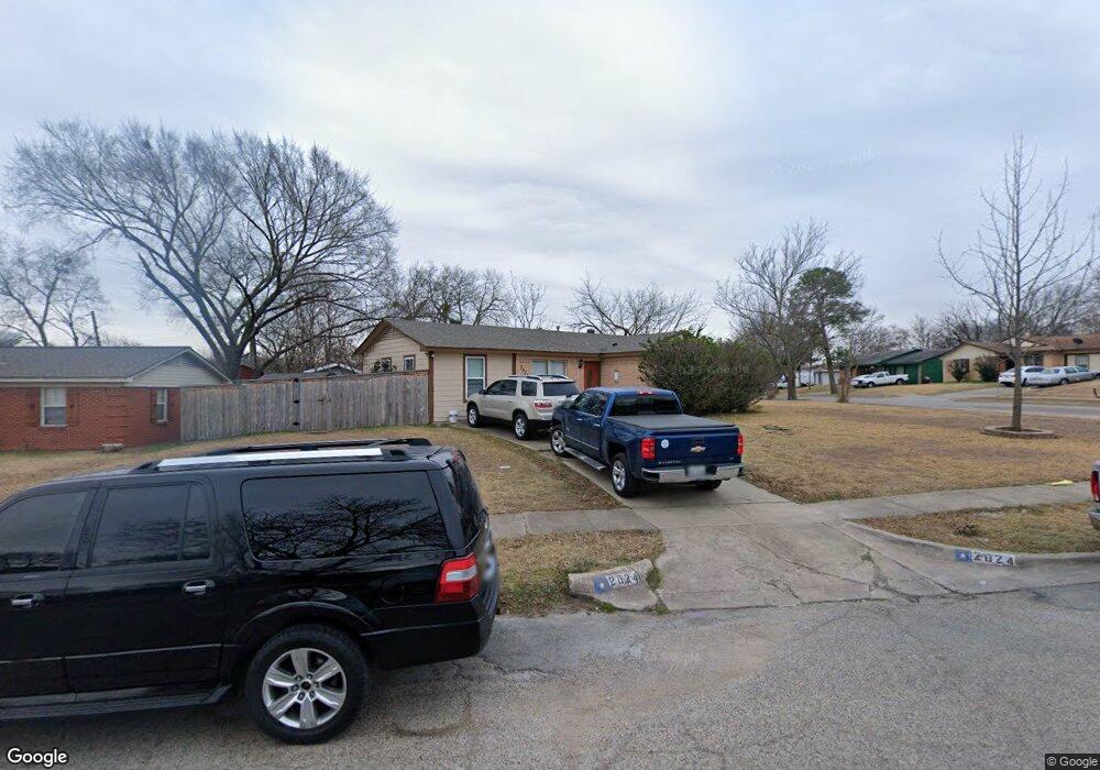 2024 Spring Lake Dr, Mesquite, TX 75149 - photo 1