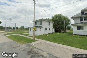 315 Aspen St SE, New Albin, IA 52160
