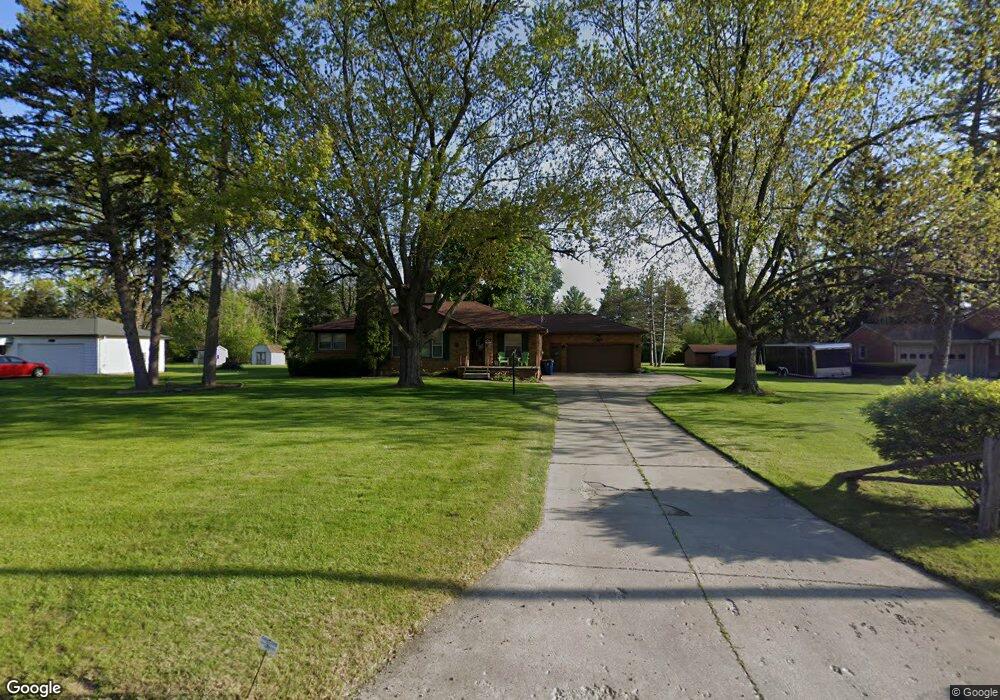 1104 W Rowland St, Flint, MI 48507 - photo 1