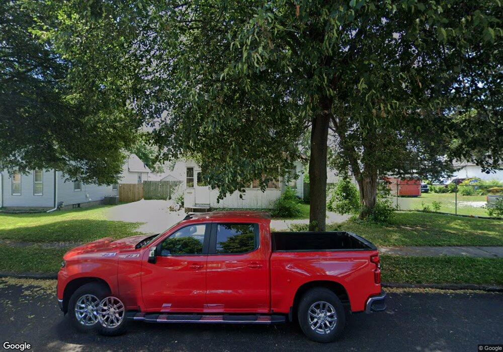 2031 W 3rd St, Davenport, IA 52802 - photo 1