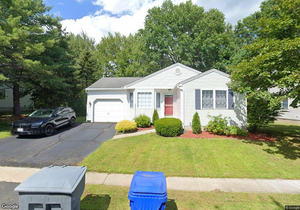 10 Pheasant Hill Dr, Enfield, CT 06082 - photo 1