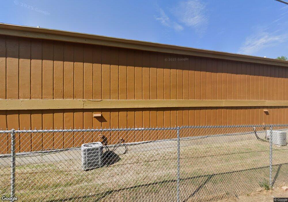 723 SW Tyler St, Topeka, KS 66603 - photo 1