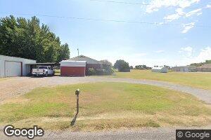 519 W Sixth St, Seiling, OK 73663