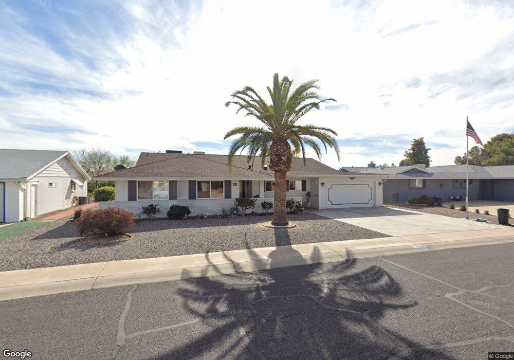 10437 W Mission Ln, Sun City, AZ 85351 - photo 1