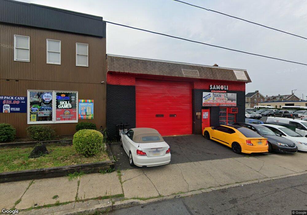 810 Hanover Ave, Allentown, PA 18109 - photo 1