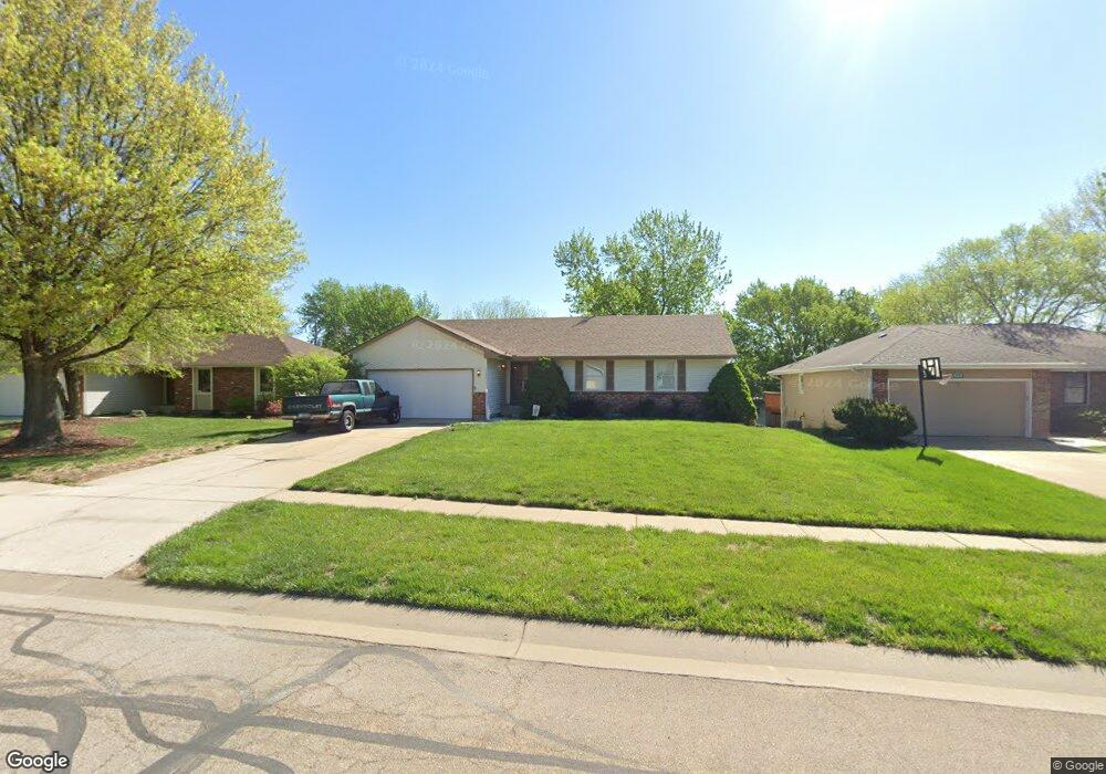 2830 SW Ancaster Rd, Topeka, KS 66614 - photo 1