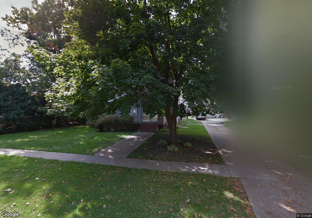 625 W 5th St S, Newton, IA 50208 - photo 1