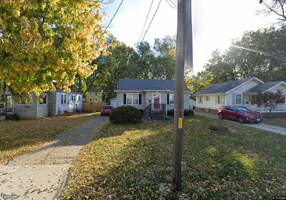 2521 44th St, Des Moines, IA 50310 - photo 1