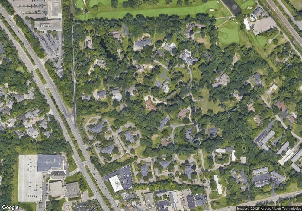 1885 Tiverton Rd, Bloomfield Hills, MI 48304 - photo 1