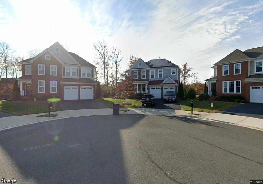 24891 Coventry Grove Ct, Chantilly, VA 20152 - photo 1