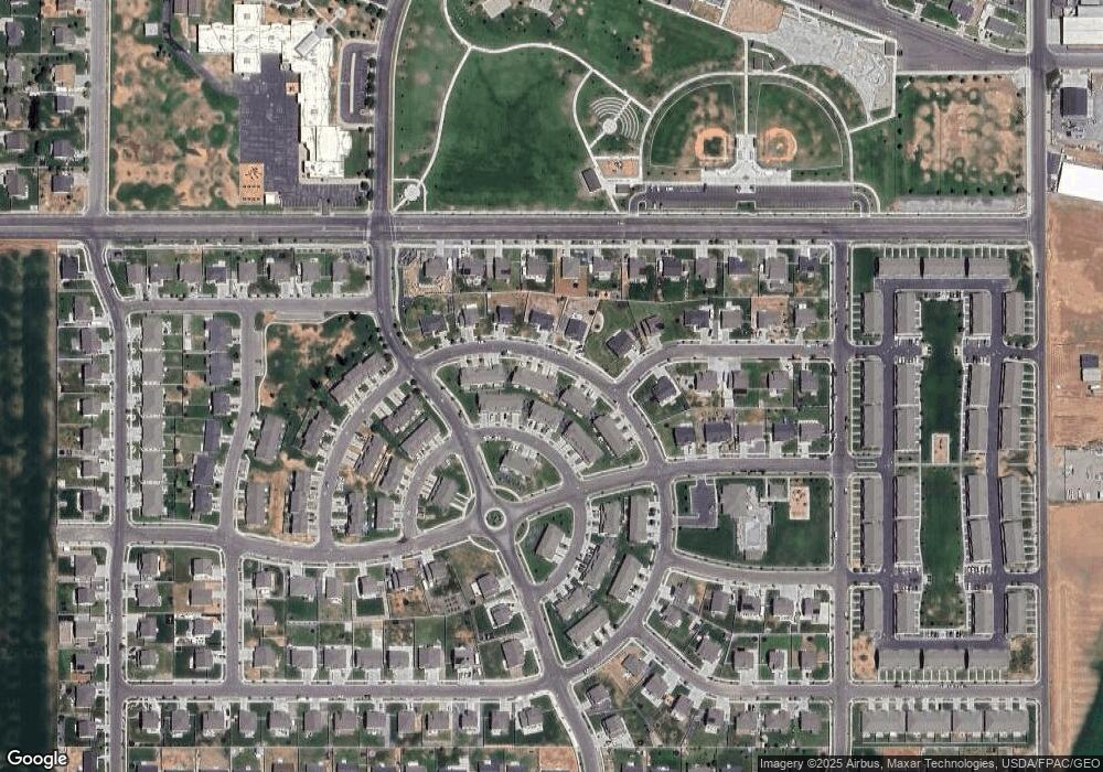 1404 E 340 S, Hyrum, UT 84319 - photo 1