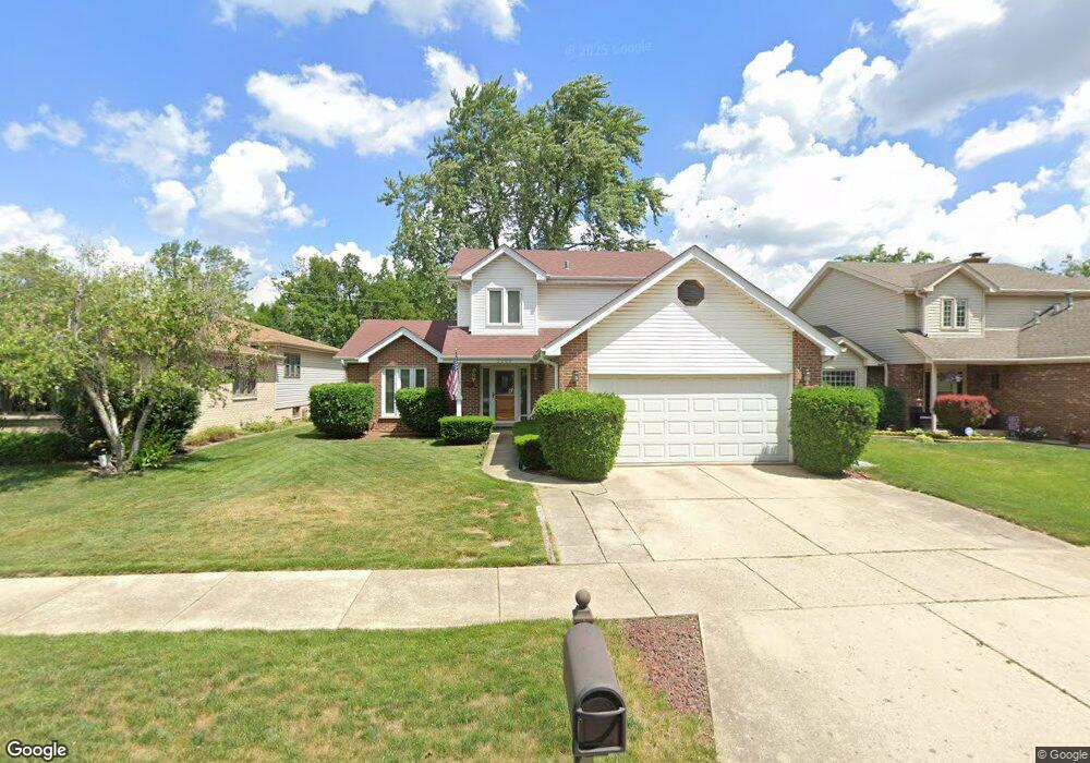 2000 Birchwood Ave, Des Plaines, IL 60018 - photo 1