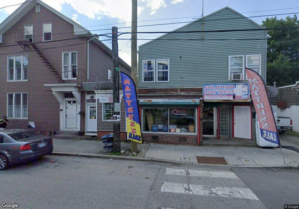 560 Plainfield St, Providence, RI 02909 - photo 1