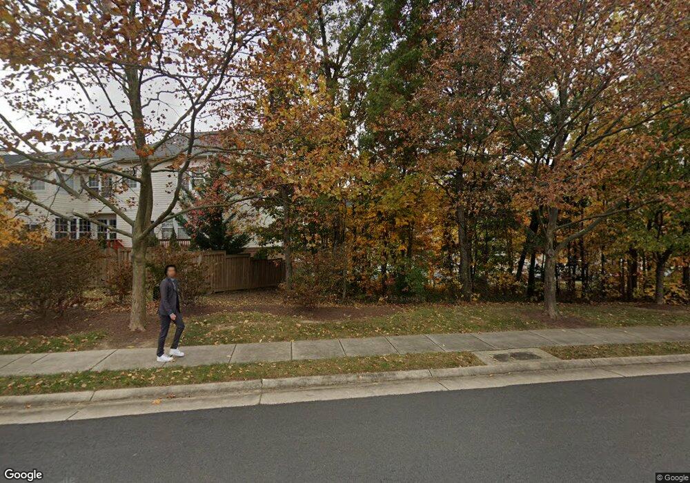 43107 Forest Edge Square, Broadlands, VA 20148 - photo 1