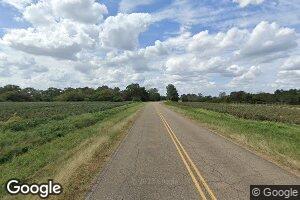 704 E King St, Newton, AL 36352