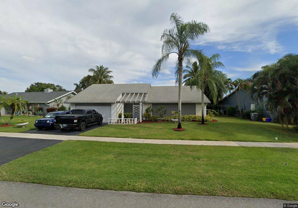 9754 Richmond Cir, Boca Raton, FL 33434 - photo 1