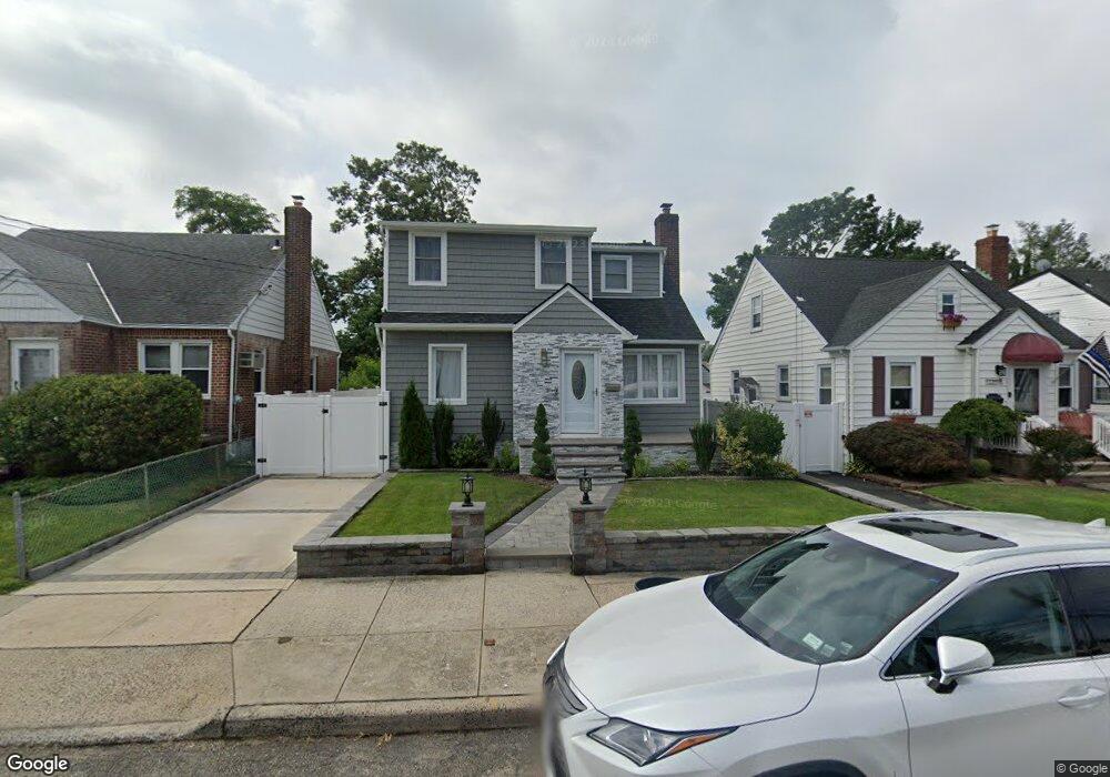 1133 Langdon St, Franklin Square, NY 11010 - photo 1