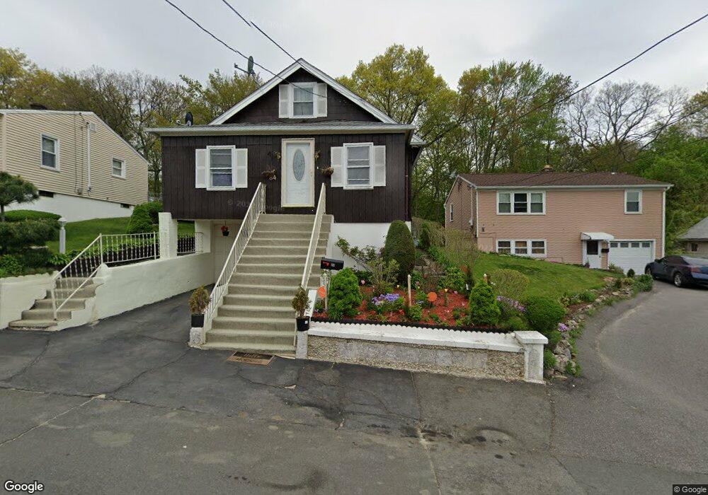 84 Farrington Ave, Waterbury, CT 06706 - photo 1