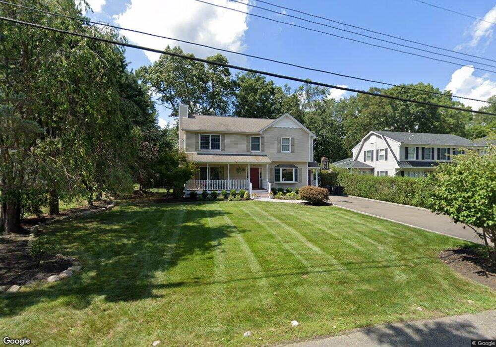 985 Pines Terrace, Franklin Lakes, NJ 07417 - photo 1