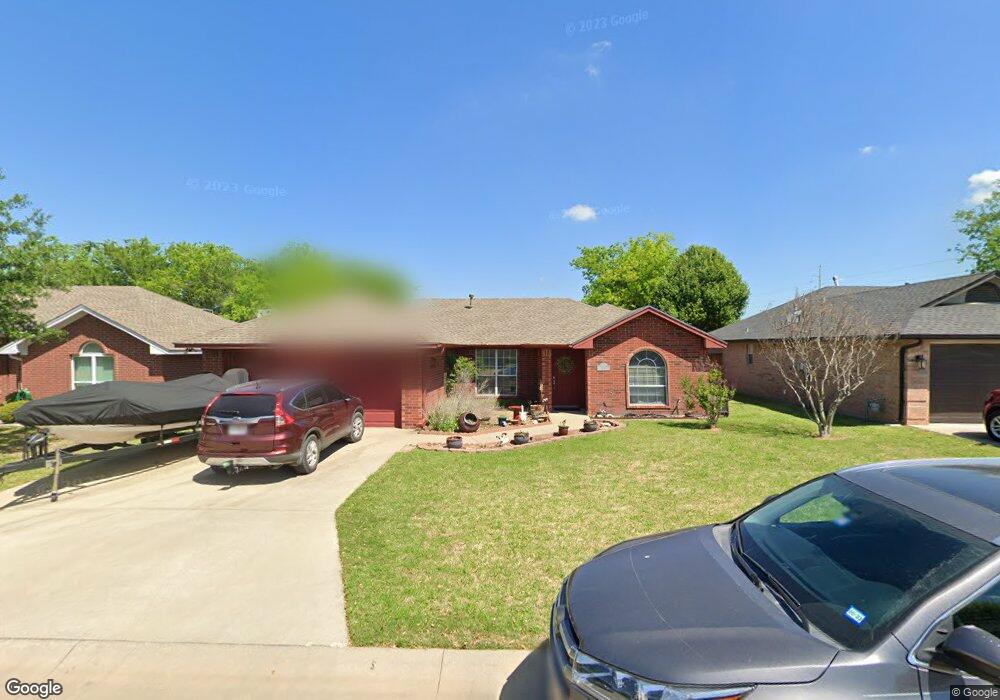 2007 Brooke Dr, Sanger, TX 76266 - photo 1