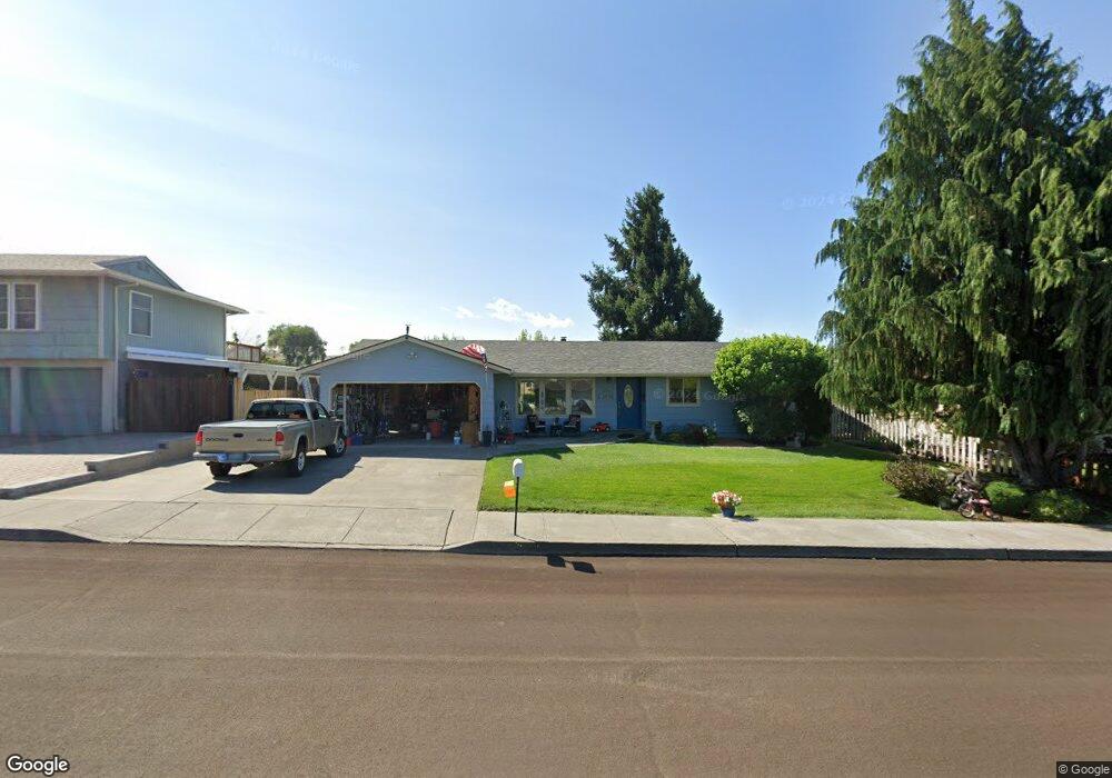 673 Brentwood Dr E, the Dalles, OR 97058 - photo 1