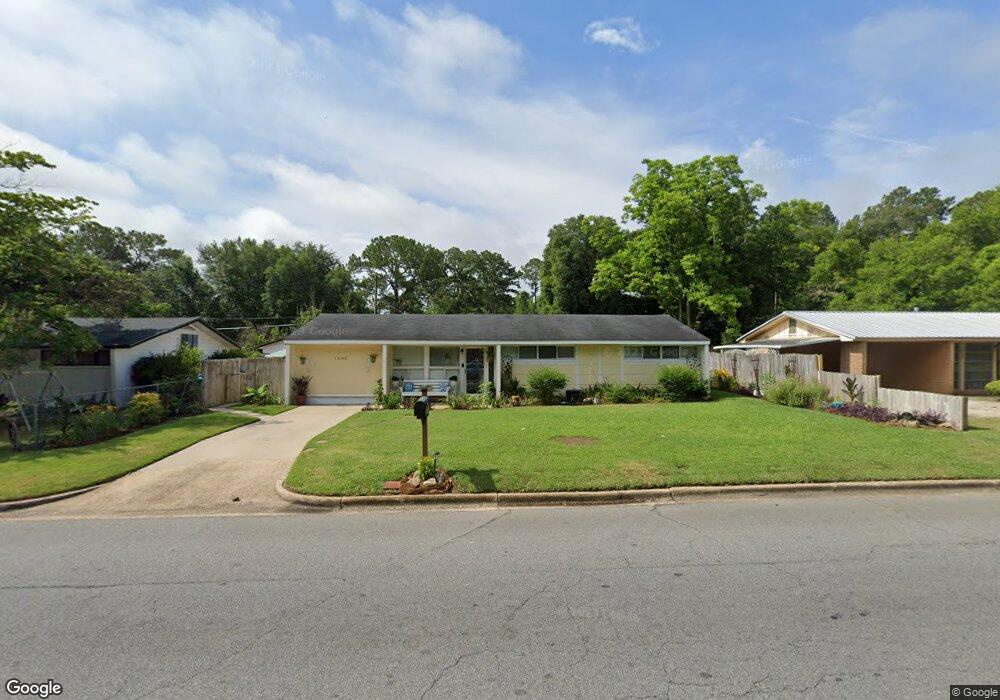 1606 W Gordon Ave, Albany, GA 31707 - photo 1
