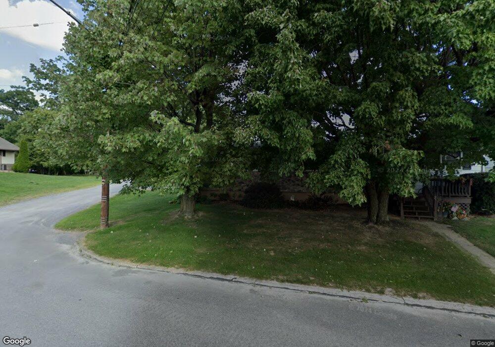 27 Utica Ave, Wind Gap, PA 18091 - photo 1