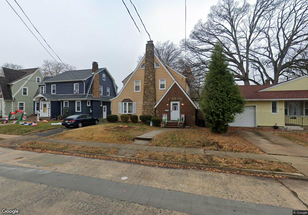 724 Bryant St, Rahway, NJ 07065 - photo 1