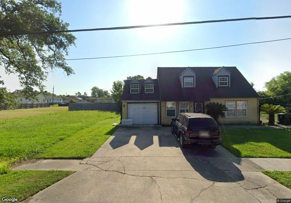 5117 Desire Dr, New Orleans, LA 70126 - photo 1