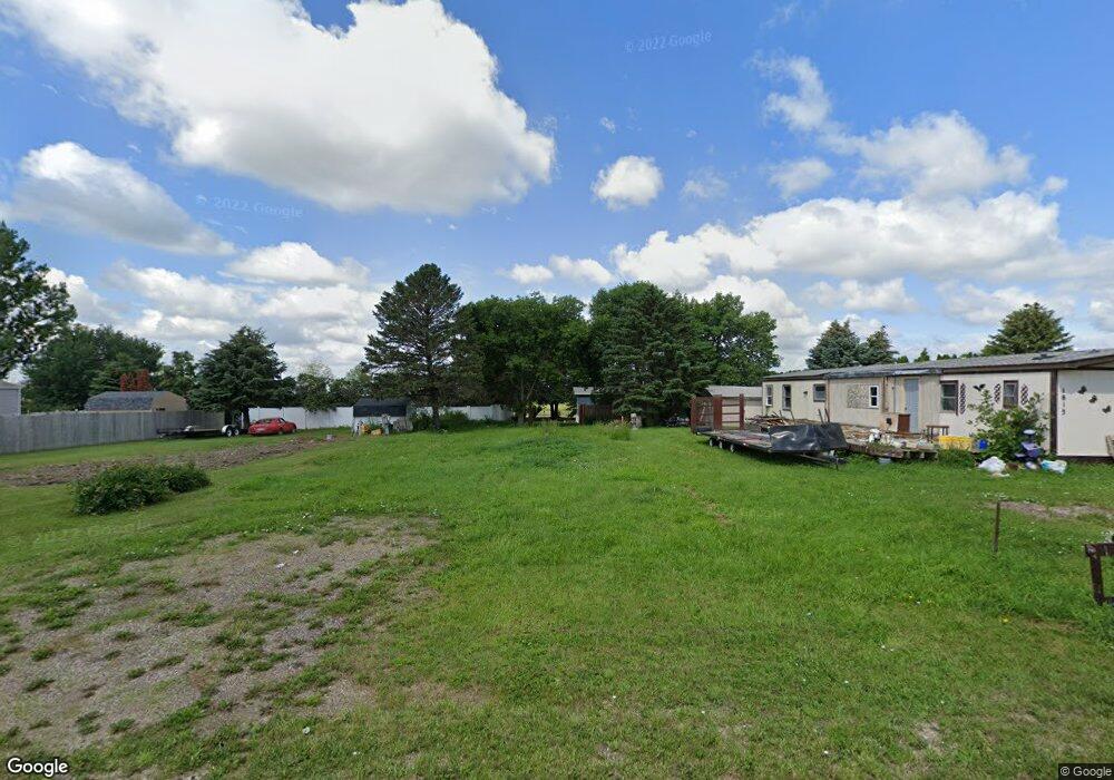 1809 7th Ave NW, Jamestown, ND 58401 - photo 1