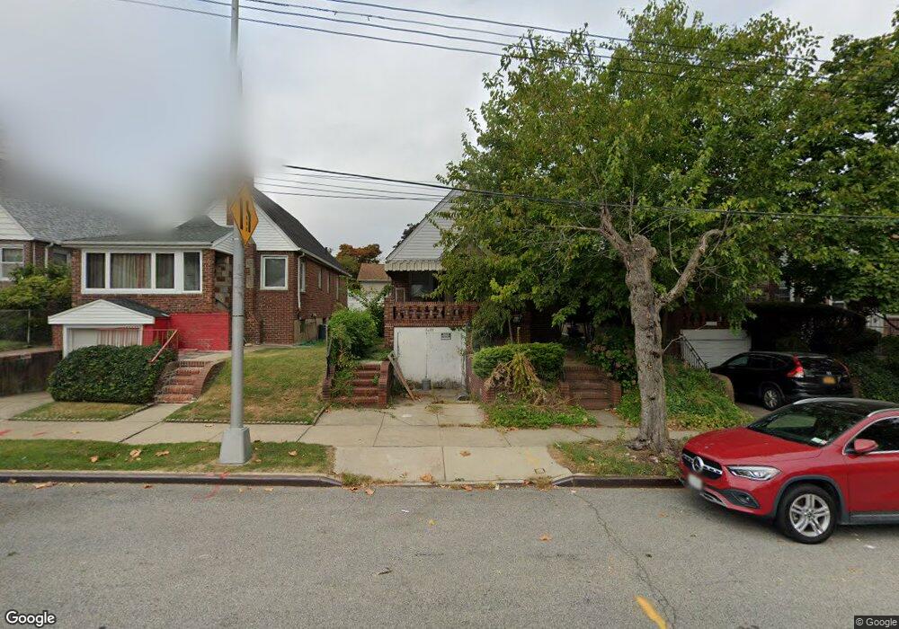 3228 Utopia Pkwy, Flushing, NY 11358 - photo 1