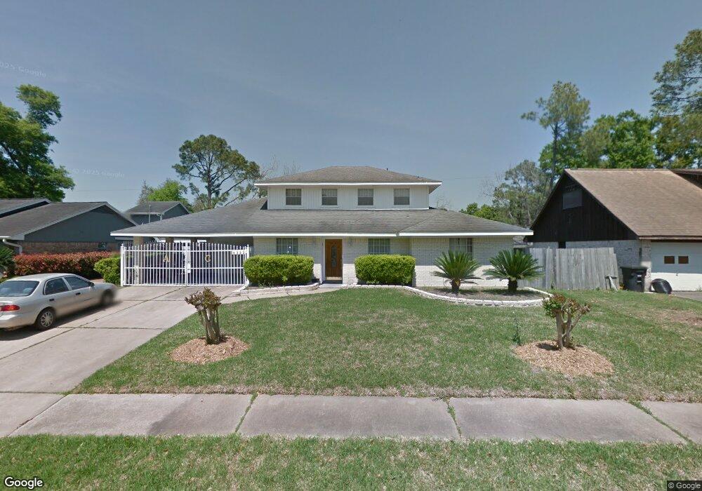 8323 Garden Parks Dr, Houston, TX 77075 - photo 1