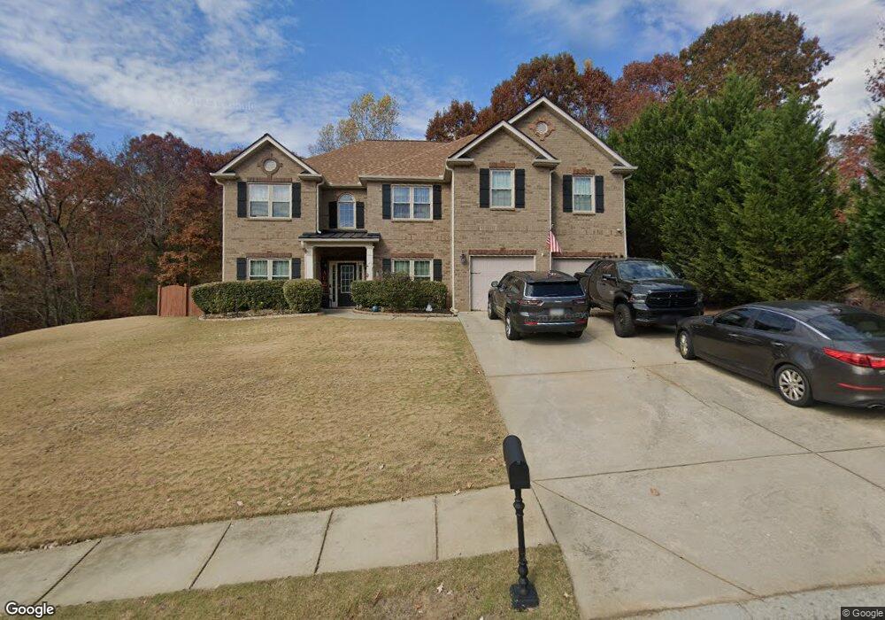 5512 Raccoon Hollow, Flowery Branch, GA 30542 - photo 1