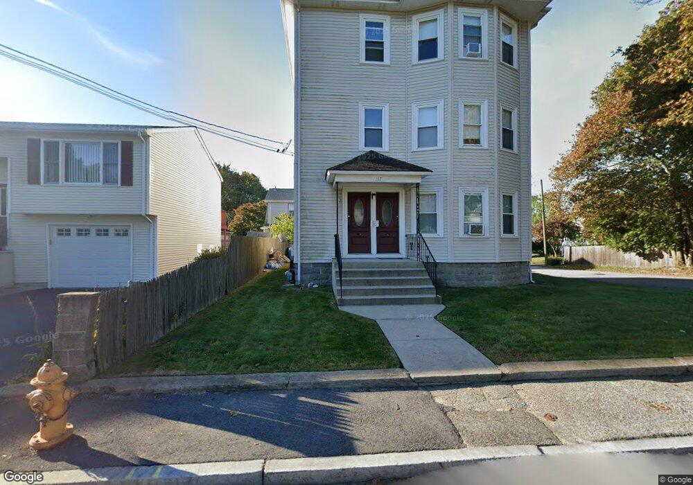 117 Dexter St unit 3, Cumberland, RI 02864 - photo 1