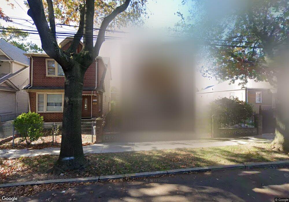 10918 174th St, Jamaica, NY 11433 - photo 1