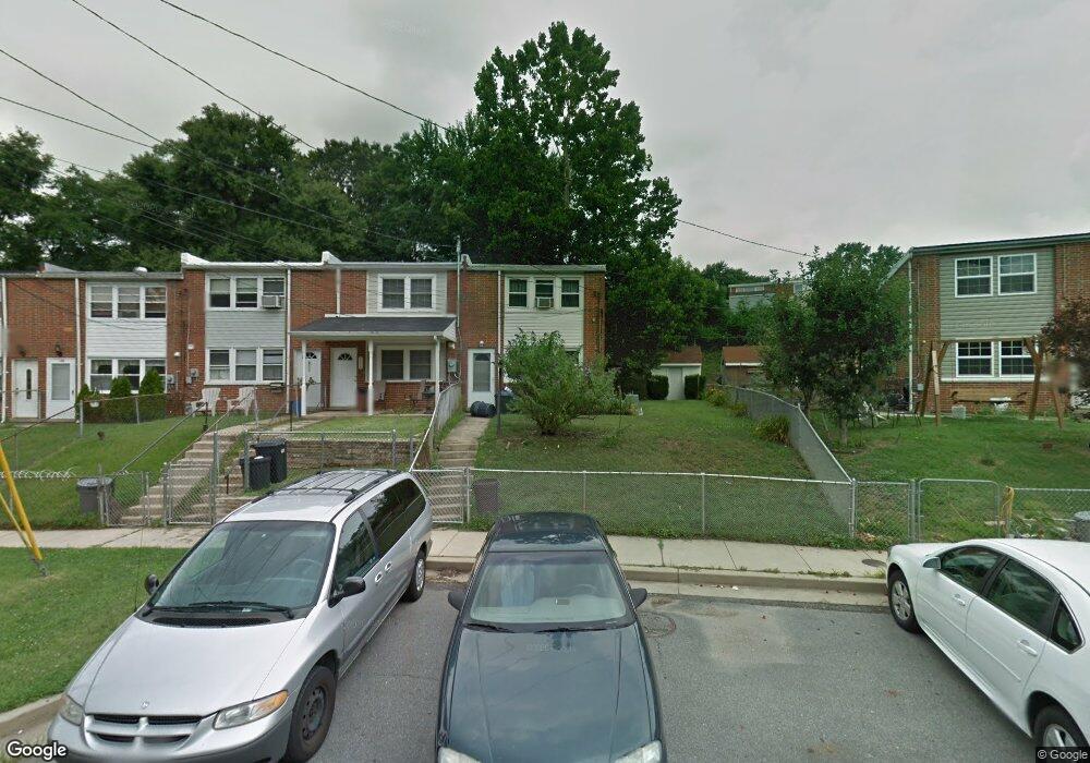 436 Burbank Ct, Halethorpe, MD 21227 - photo 1