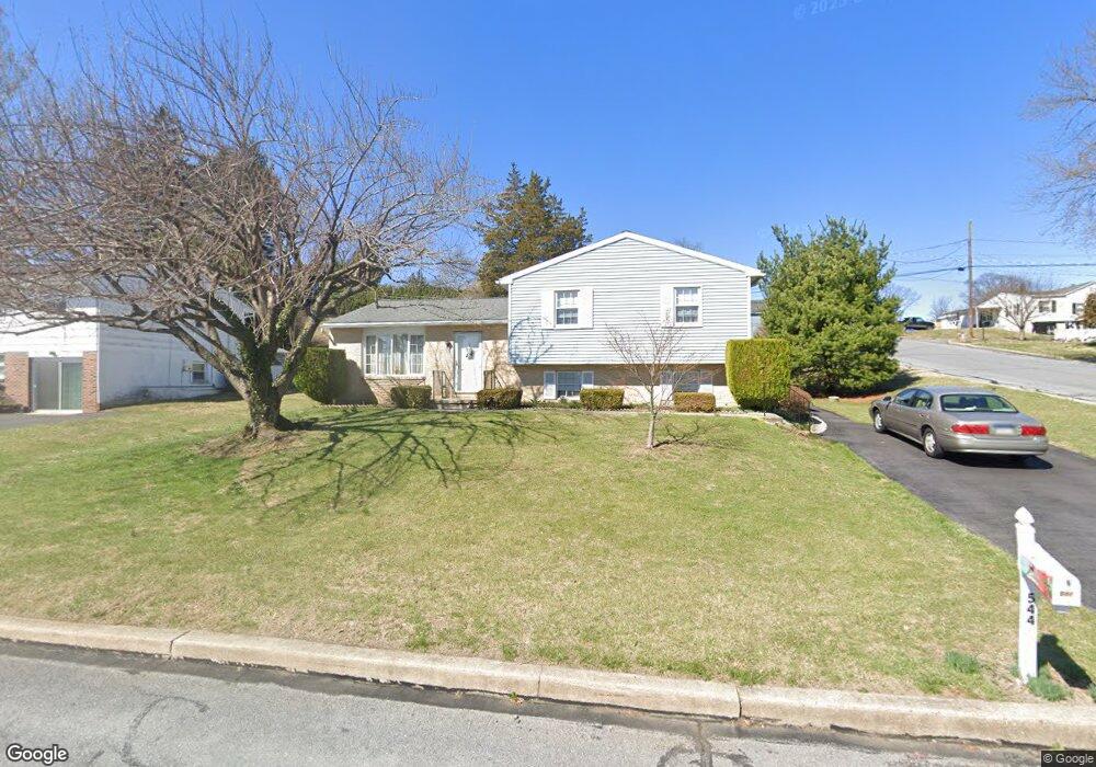 544 Pershing Blvd, Reading, PA 19607 - photo 1