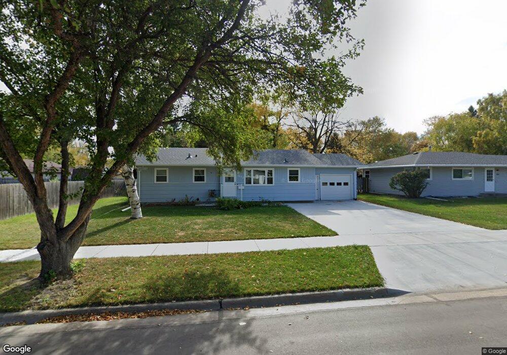 1922 Drees Dr, Grand Forks, ND 58201 - photo 1