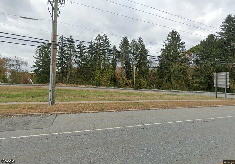 112 W Elm St, Deep River, CT 06417 - photo 1