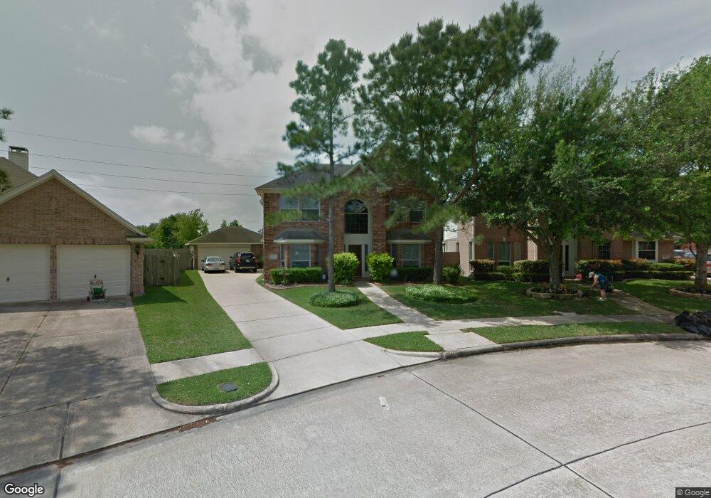 3918 Karrywood Ct, Pearland, TX 77584 - photo 1