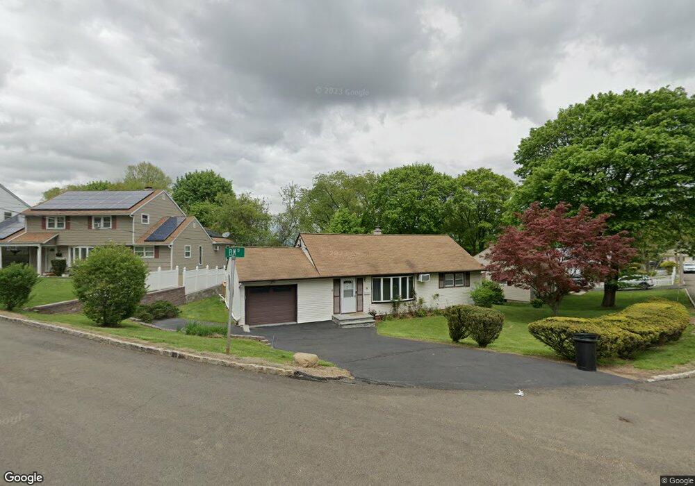 9 Oak St, Garnerville, NY 10923 - photo 1