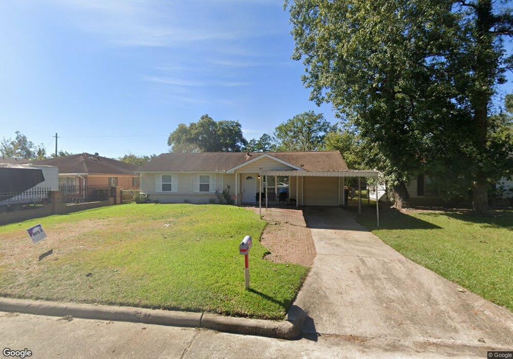 9815 Rebel Rd, Houston, TX 77016 - photo 1