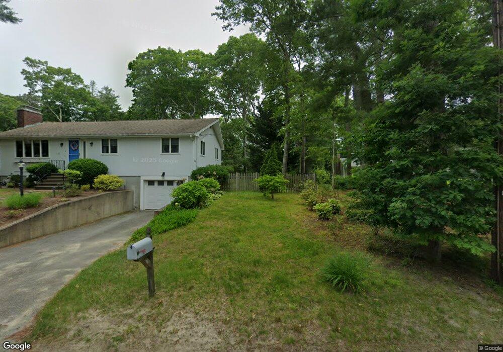 10 Quamhassett Rd, Bourne, MA 2532 - photo 1
