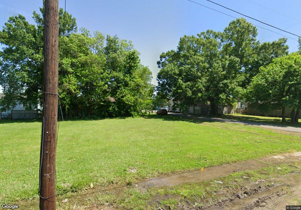 4053 Mcfarland St, New Orleans, LA 70126 - photo 1