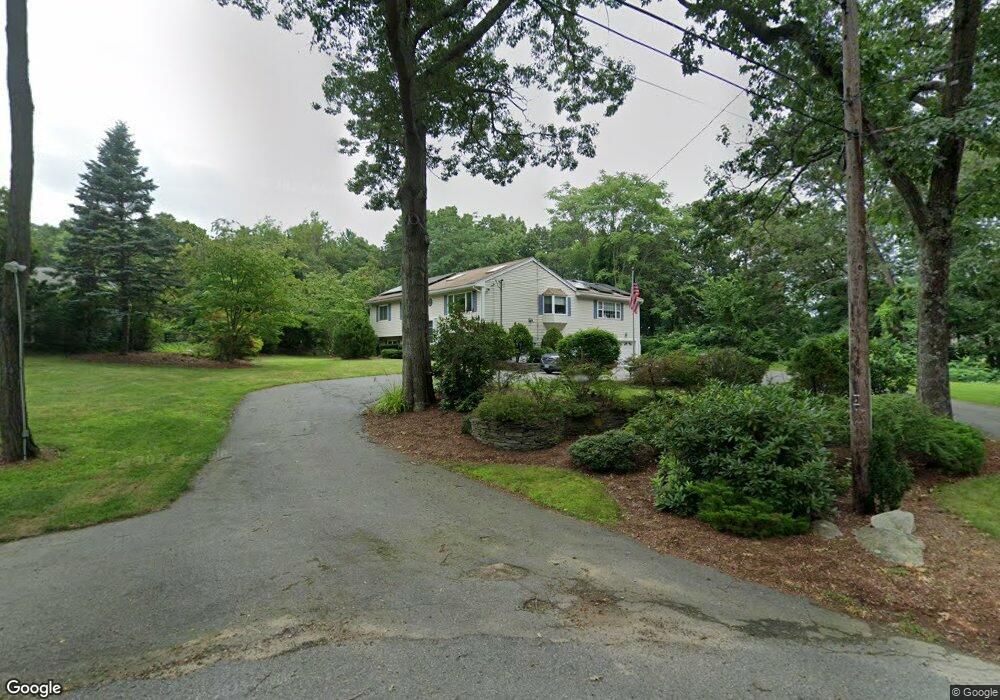 11 Trifiro Rd, Billerica, MA 01821 - photo 1