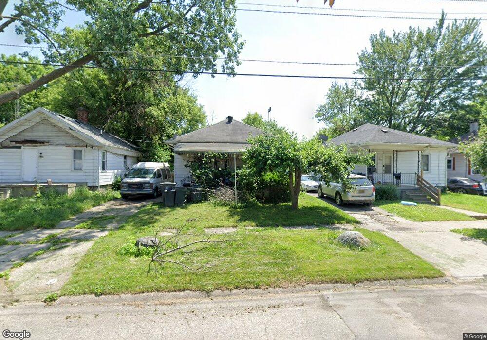 1039 Ossington Ave, Flint, MI 48507 - photo 1