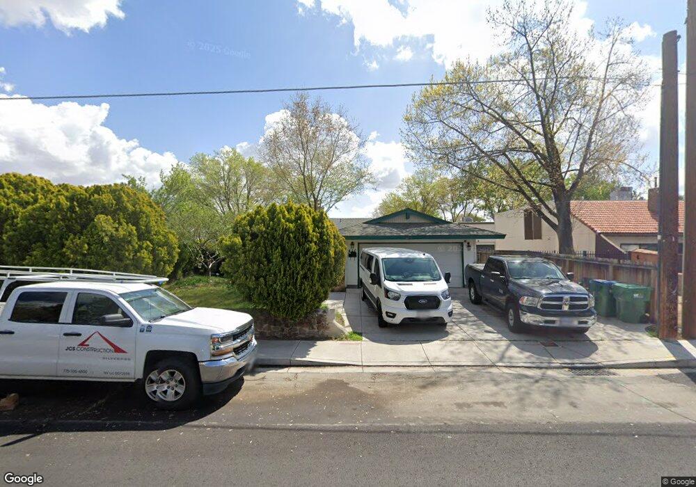 450 Stanford Way, Sparks, NV 89431 - photo 1