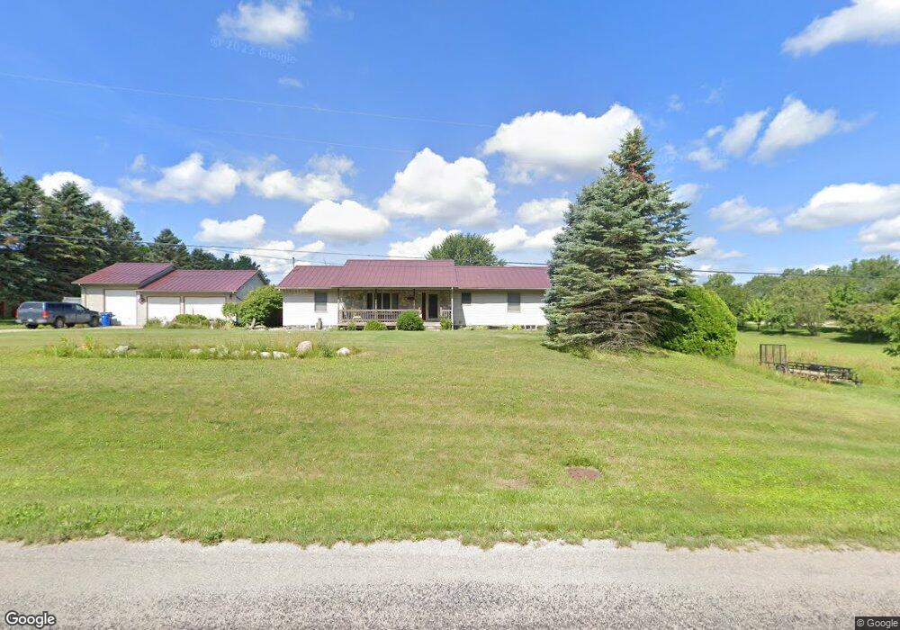 1692 Fraser Rd, Kawkawlin, MI 48631 - photo 1